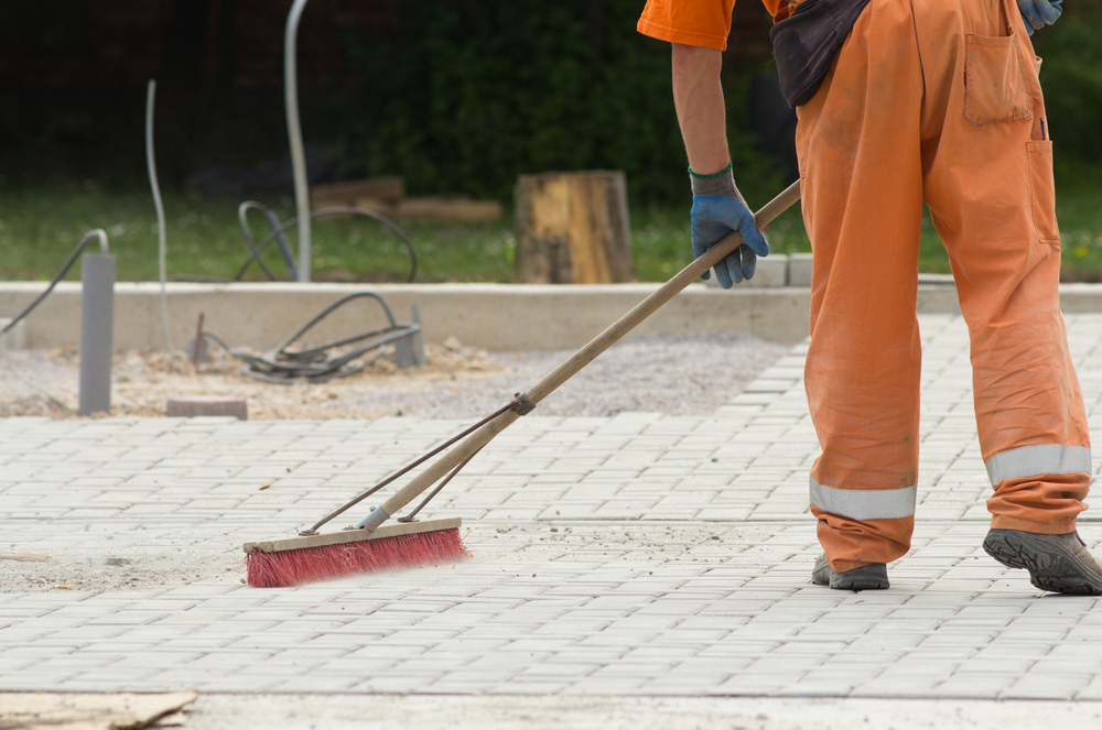 Préparation de chantier et entretien des espaces verts à Ignornay